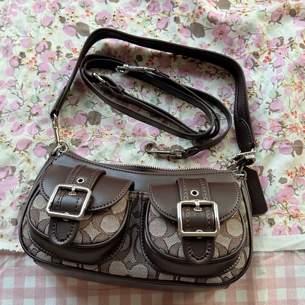 COACH CBJ00 Ashton Bag In Signature Jacquard Oak/Maple